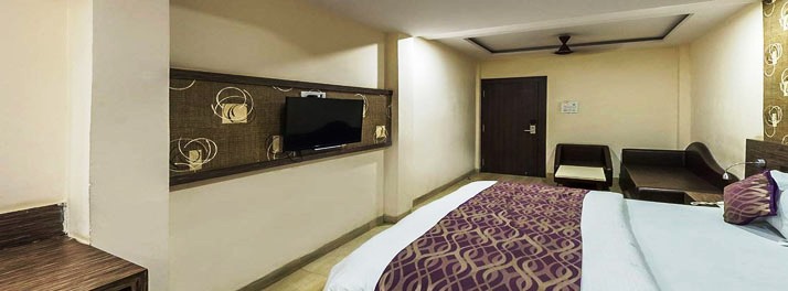 1605/Prashant Hotel - Indore 06.jpg